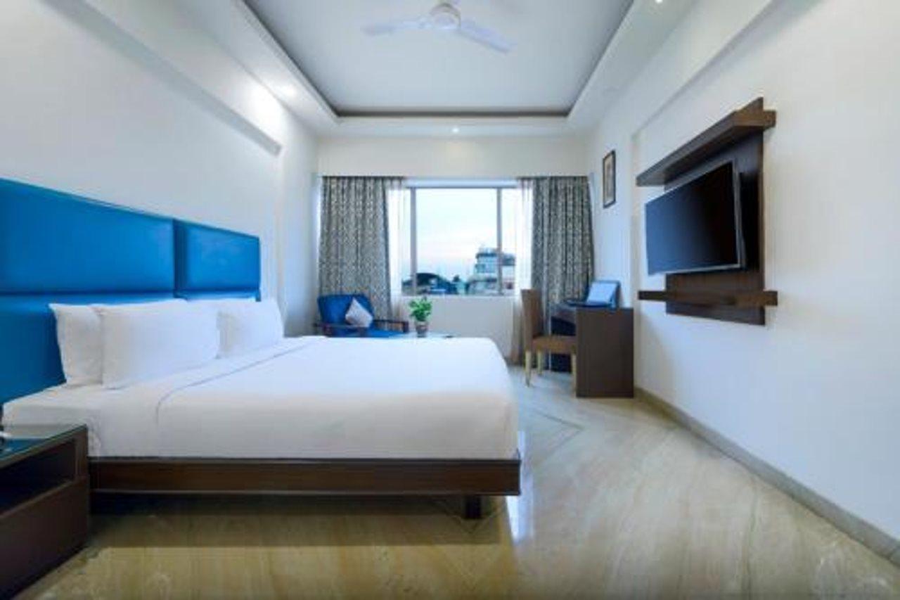 เดอะ เฟิร์น เรซิเดนซี ยศวันทปุระ เบงกาลูรู Hotel บังกาลอร์ ภายนอก รูปภาพ