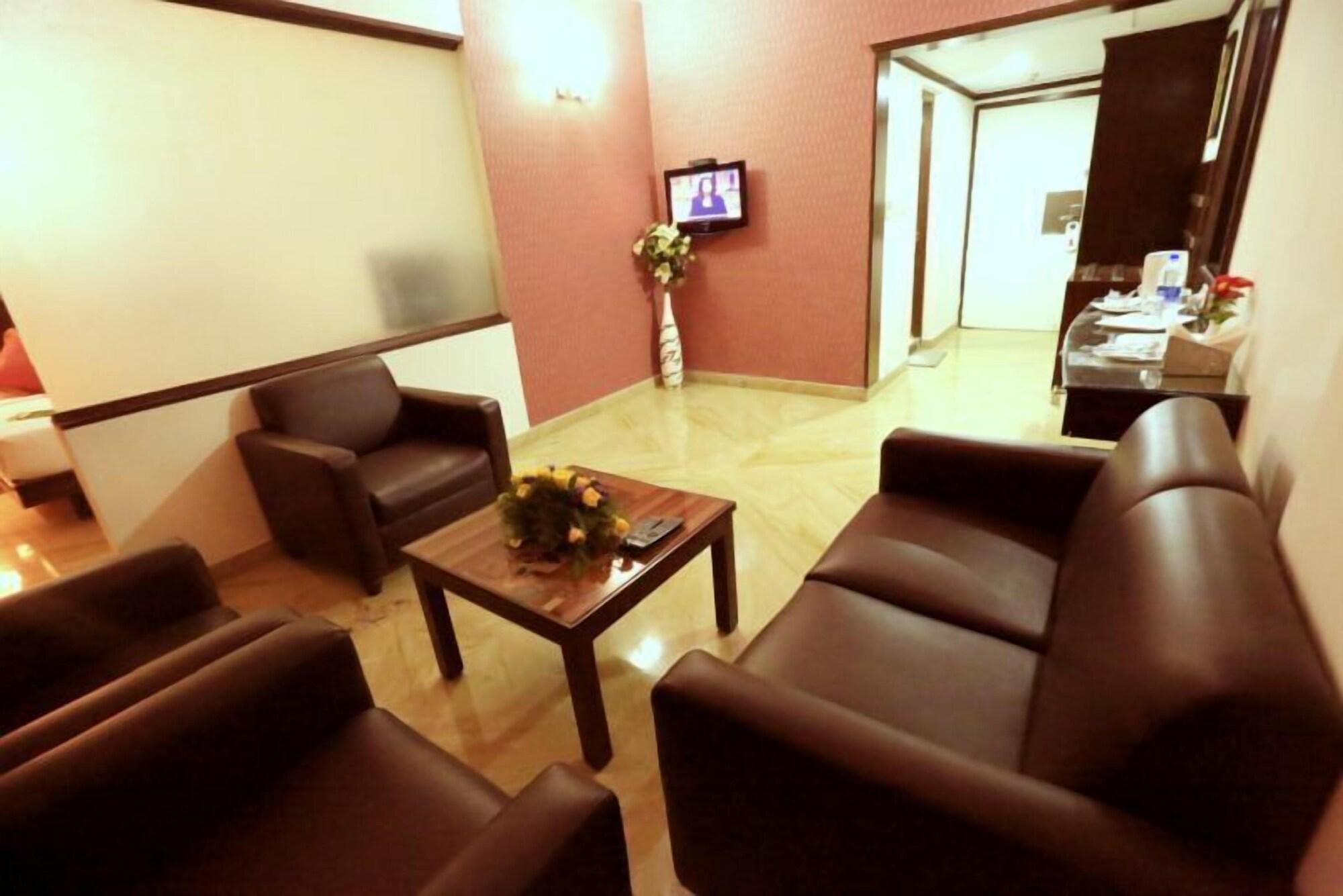 เดอะ เฟิร์น เรซิเดนซี ยศวันทปุระ เบงกาลูรู Hotel บังกาลอร์ ภายนอก รูปภาพ